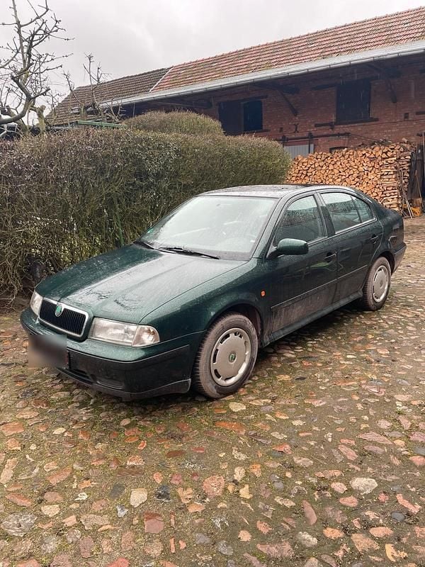 Gebraucht Skoda Octavia 75 PS (55 kW) 2000 Grün Limousine