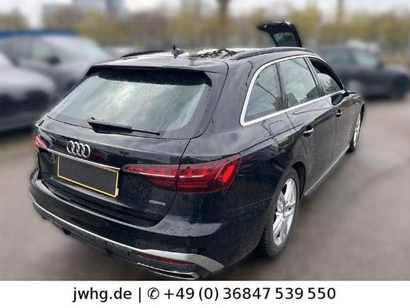 Gebraucht Audi A4 S-Line 204 PS (150 kW) 2022 Schwarz Kombi