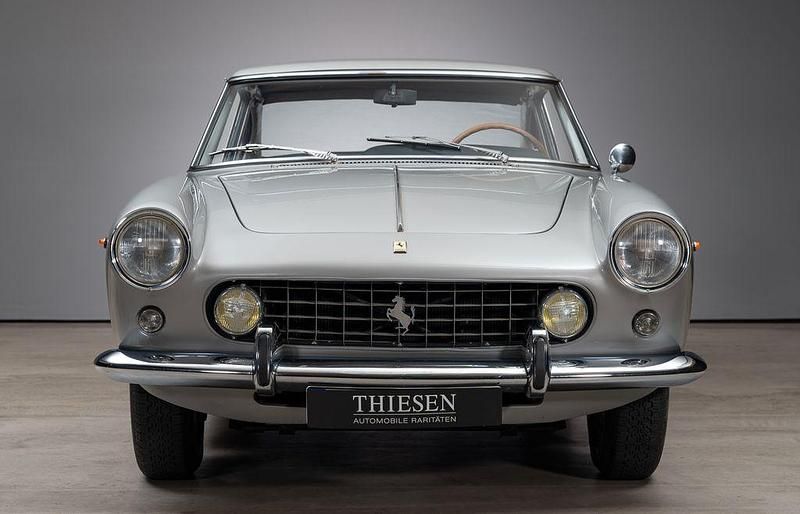 Second-hand Ferrari 250 240 CP (176 kW) 1961 Gri Coupe
