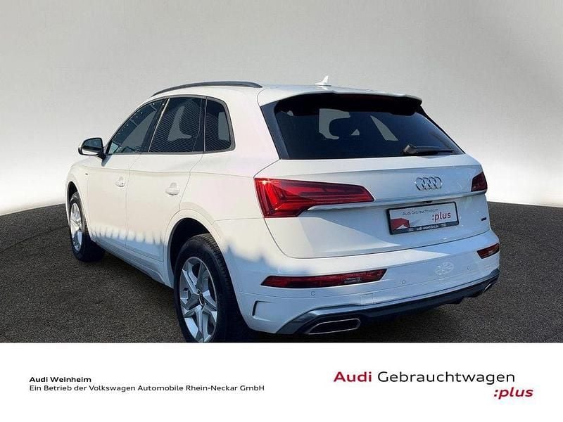 Gebraucht Audi Q5 Ambiente 204 PS (150 kW) 2024 Arkonaweiß SUV