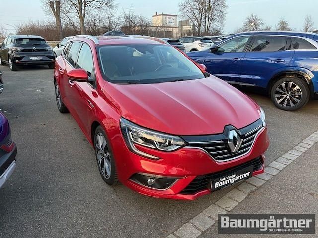 Gebraucht Renault Mégane GrandTour Bose Edition 163 PS (119 kW) 2018 Rot Kombi