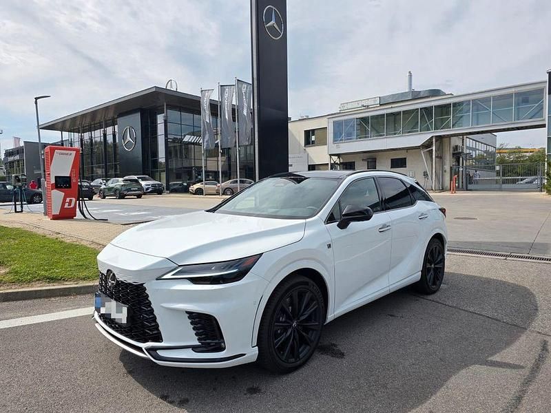 Weiß Gebraucht 2025 Lexus RX500h Sport Line SUV | 68.900 € - Bild 1/4