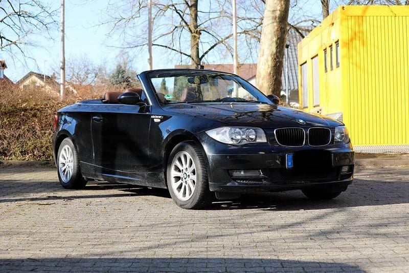 Gebraucht BMW 118 Cabriolet 143 PS (105 kW) 2009 Schwarz Cabrio