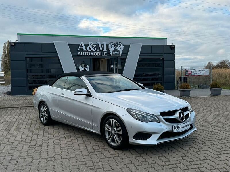 Silber Gebraucht 2013 Mercedes E200 Cabrio | 21.900 € (Fairer Preis) - Bild 1/4