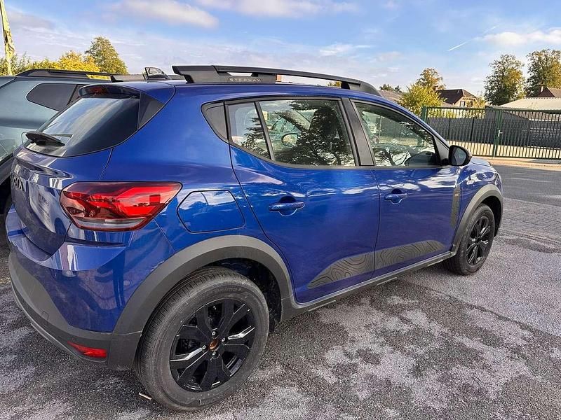Neu Dacia Sandero Extreme 91 PS (66 kW) 2025 Ironblau Kleinwagen