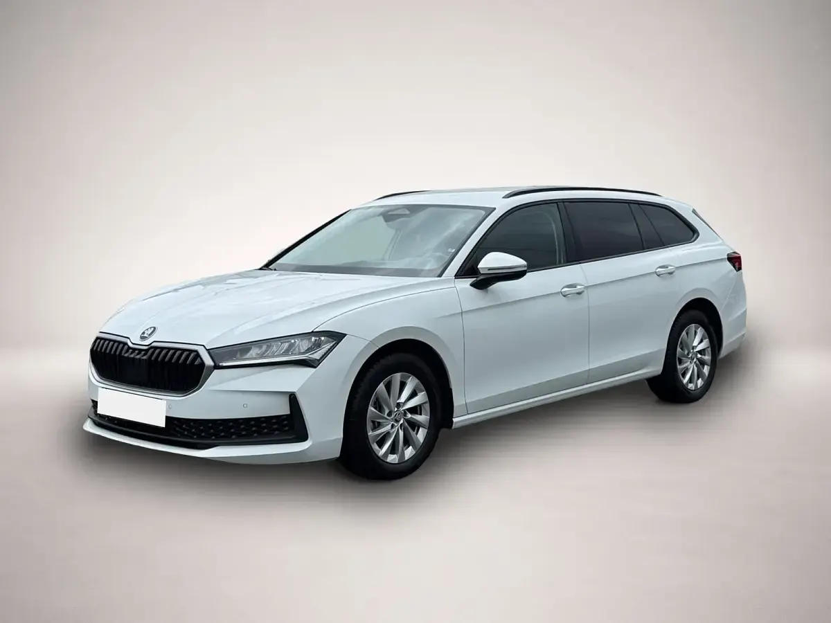 Gebraucht Skoda Superb 150 PS (110 kW) 2024 Kombi