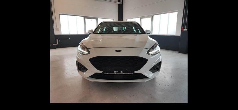 Gebraucht Ford Focus ST-Line 120 PS (88 kW) 2018 Weiß Limousine