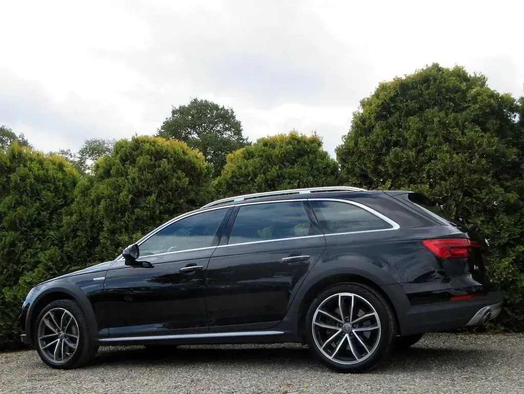 Gebraucht Audi A4 Allroad 252 PS (185 kW) 2018 Schwarz Kombi