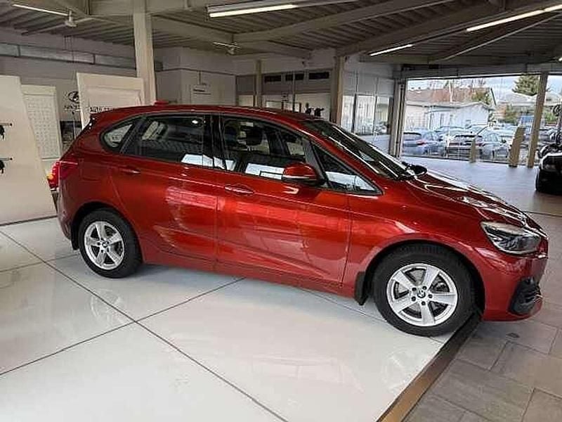 Gebraucht BMW 220 Advantage 178 PS (130 kW) 2021 Sunset orange Kombi