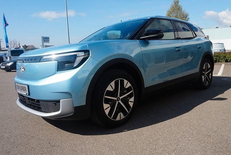 Neu Ford Explorer 210 kW (286 PS) 2025 Blau SUV