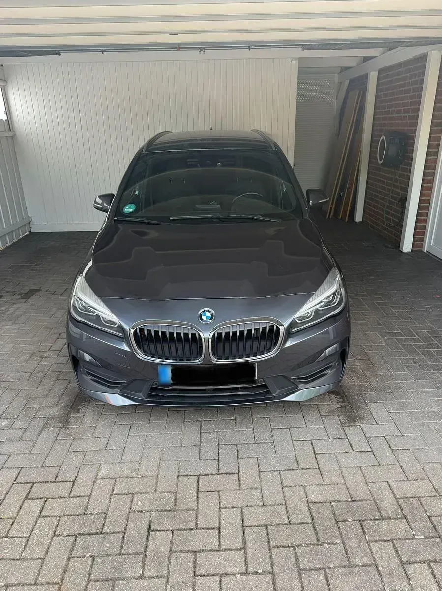 Gebraucht BMW 218 Gran Tourer Advantage 140 PS (102 kW) 2019 Grau Van / Kleinbus