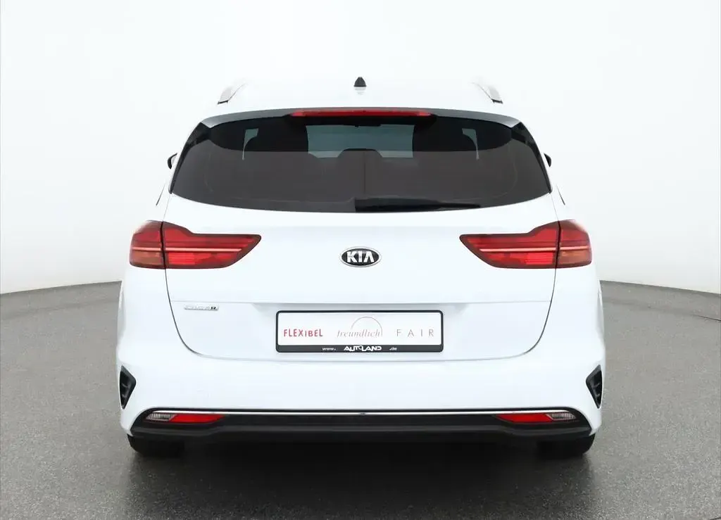 Gebraucht Kia Ceed Sportswagon Edition 7 120 PS (88 kW) 2020 Weiß Kombi