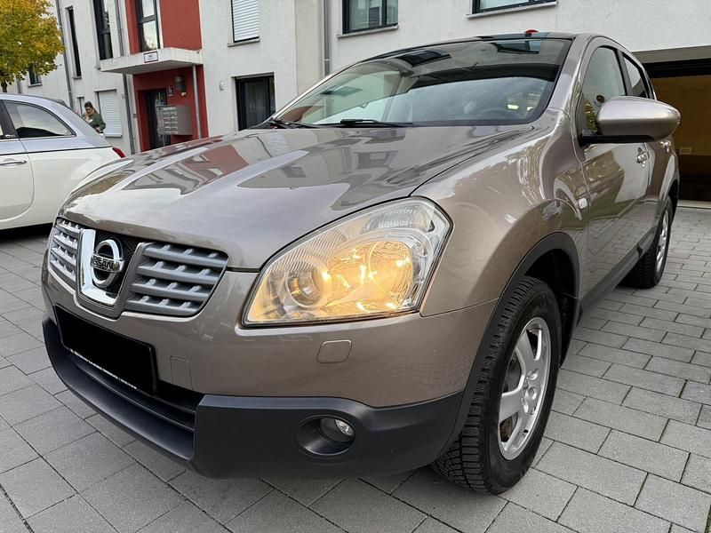 Braun Gebraucht 2009 Nissan Qashqai SUV | 5.980 € (Fairer Preis) - Bild 1/4
