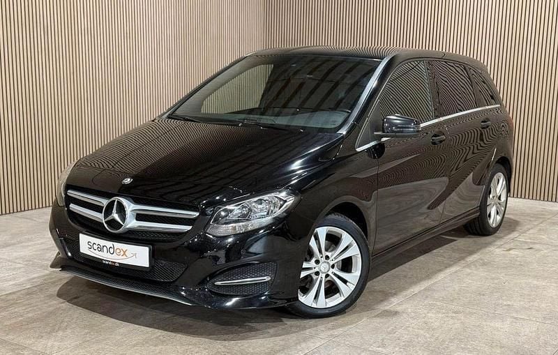 Schwarz Gebraucht 2016 Mercedes B200 Van / Kleinbus | 6.000 € (Superpreis) - Bild 1/4