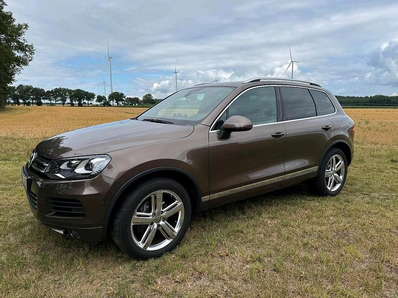 Gebraucht VW Touareg 240 PS (176 kW) 2014 Braun SUV