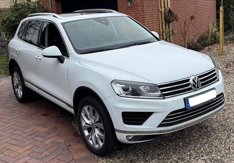 Gebraucht VW Touareg 262 PS (192 kW) 2014 Weiß SUV