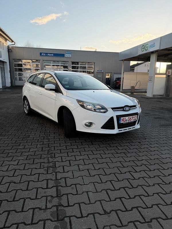 Second-hand Ford Focus 150 CP (110 kW) 2012 Alb Break