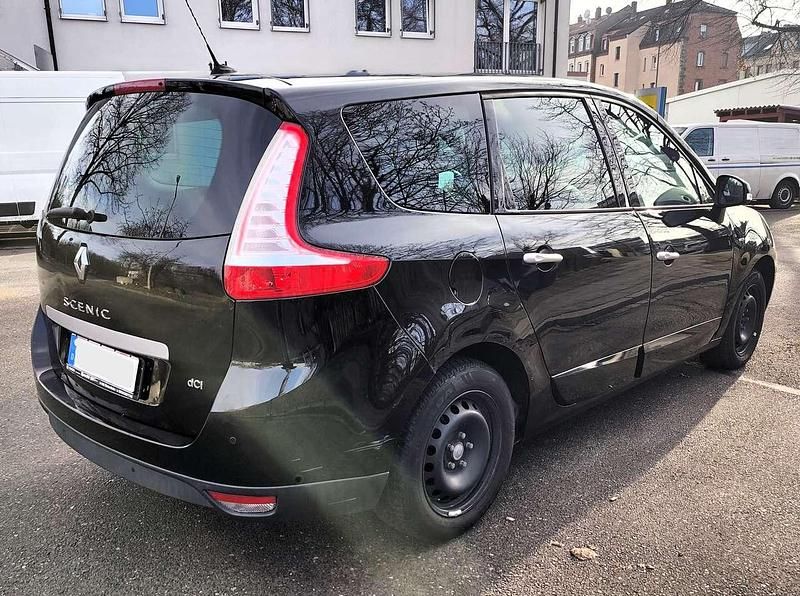 Gebraucht Renault Grand Scénic III Bose Edition 131 PS (96 kW) 2011 Schwarz Van / Kleinbus