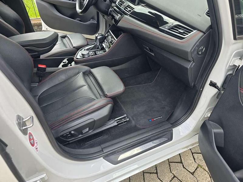 Gebraucht BMW 220 190 PS (139 kW) 2016 Weiß SUV