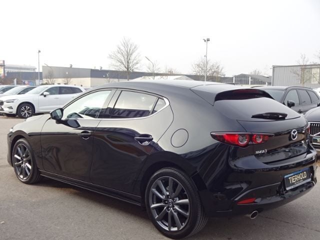 Gebraucht Mazda 3 Selection 122 PS (89 kW) 2021 Onyxschwarzmetallic Kleinwagen