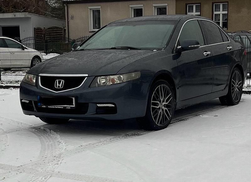 Gebraucht Honda Accord 140 PS (102 kW) 2005 Grau Limousine