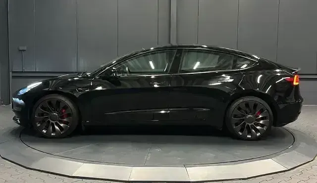 Occasion Tesla Model 3 Performance 392 kW (534 PK) 2022 Zwart Sedan