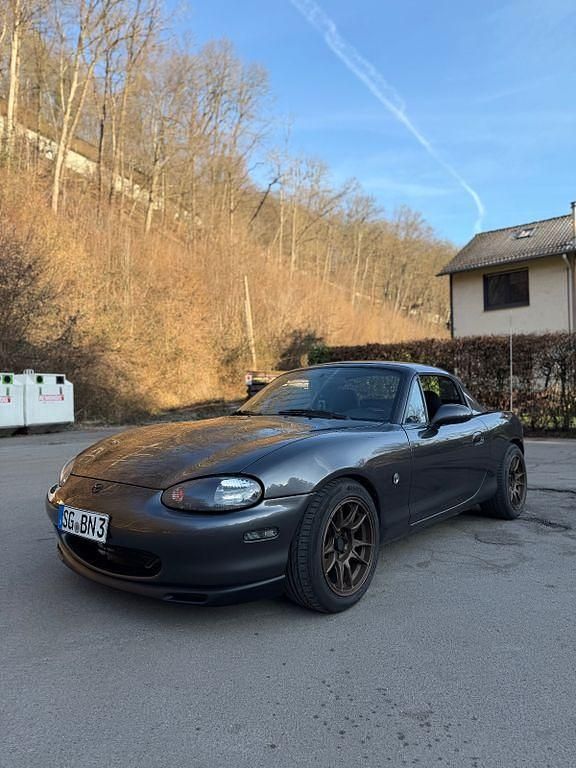 Gebraucht Mazda MX5 250 PS (183 kW) 2000 Grau Cabrio