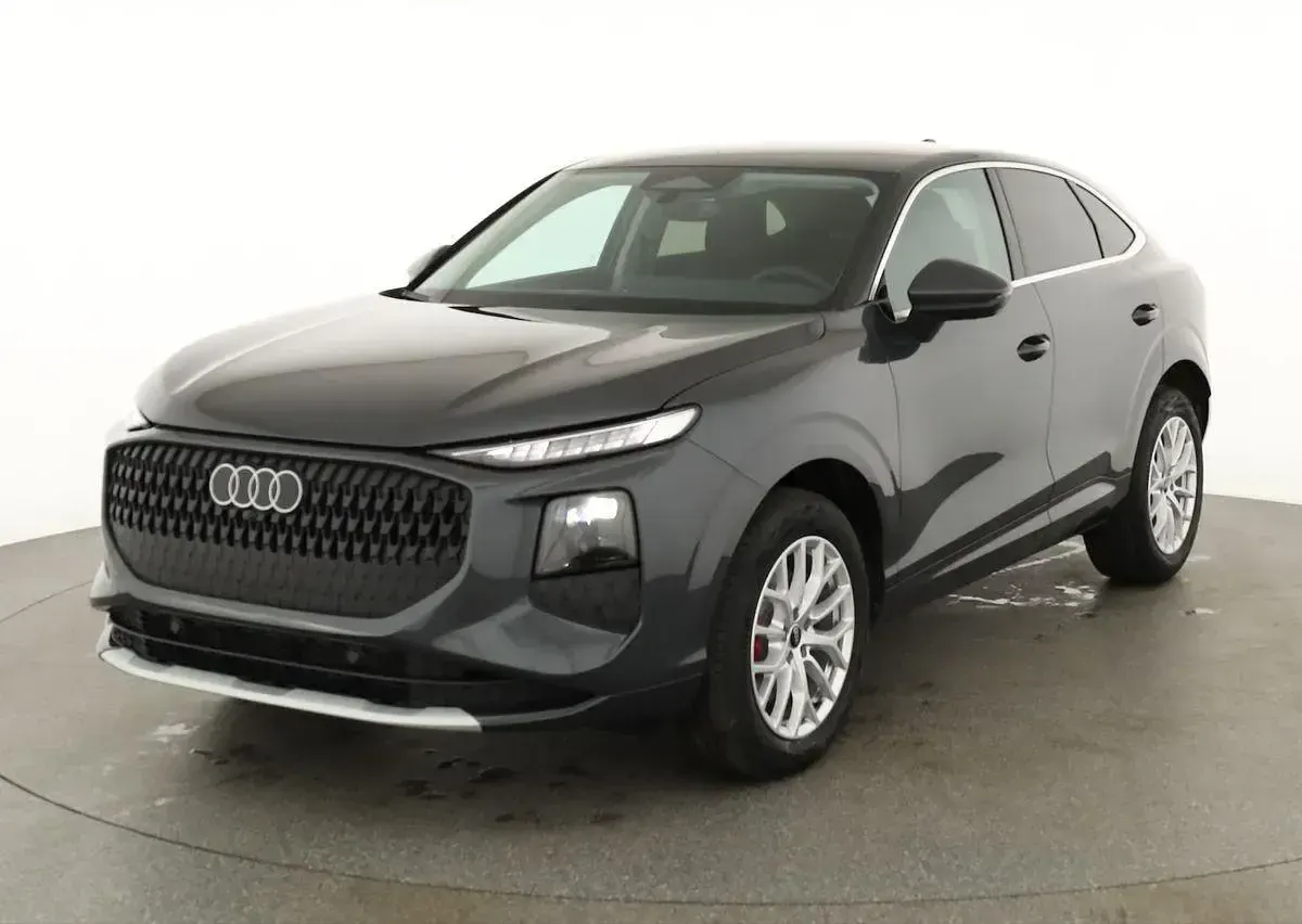 Gebraucht Audi Q3 Sportback Ambiente 204 PS (150 kW) 2026 SUV