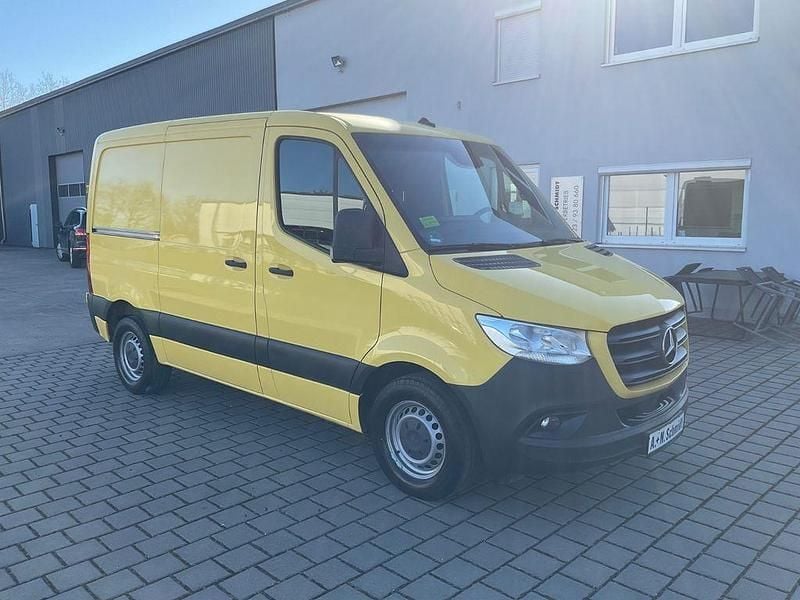 Gebraucht Mercedes Sprinter 163 PS (119 kW) 2020 Gelb Van