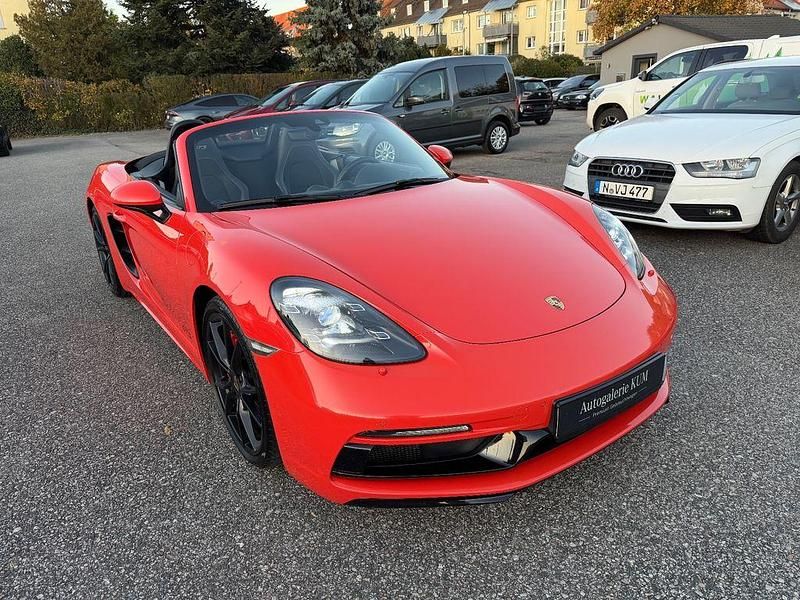Orange Gebraucht 2018 Porsche 718 Sport Cabrio | 63.950 € (Etwas zu teuer) - Bild 1/4