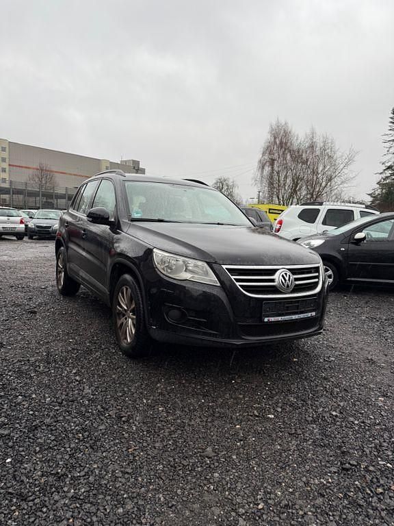 Schwarz Gebraucht 2009 VW Tiguan Trendline SUV | 3.700 € (Fairer Preis) - Bild 1/4