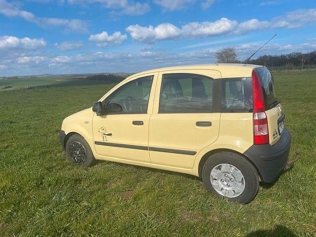 Gebraucht Fiat Panda 54 PS (39 kW) 2009 Gelb Kleinwagen