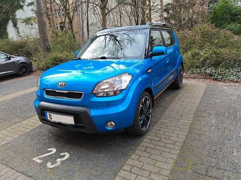 Gebraucht Kia Soul Vision 126 PS (92 kW) 2010 Orange SUV