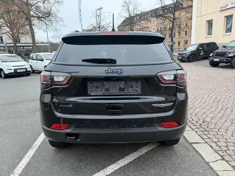 Usado Jeep Compass Trailhawk 241 HP (177 kW) 2022 Preto SUV
