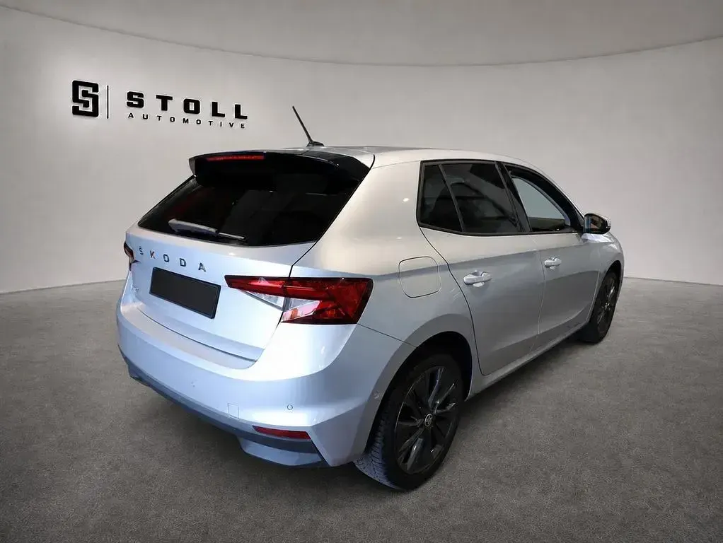 Gebraucht Skoda Fabia Drive 95 PS (69 kW) 2024 Silber Kleinwagen