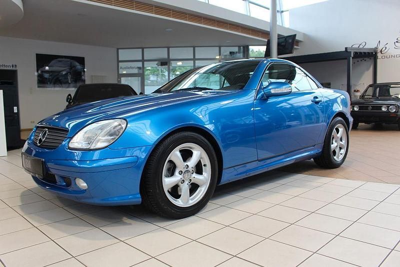 Gebraucht Mercedes SLK320 218 PS (160 kW) 2000 Blau Cabrio