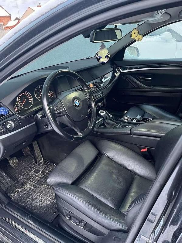 Gebraucht BMW 520 184 PS (135 kW) 2010 Grau Kombi