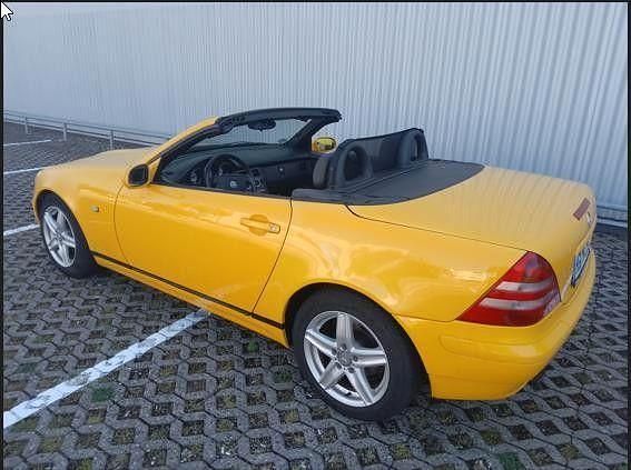 Gebraucht Mercedes SLK200 136 PS (100 kW) 1997 Gelb Cabrio