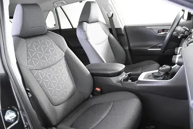 Gebraucht Toyota RAV4 218 PS (160 kW) 2021 Grau SUV