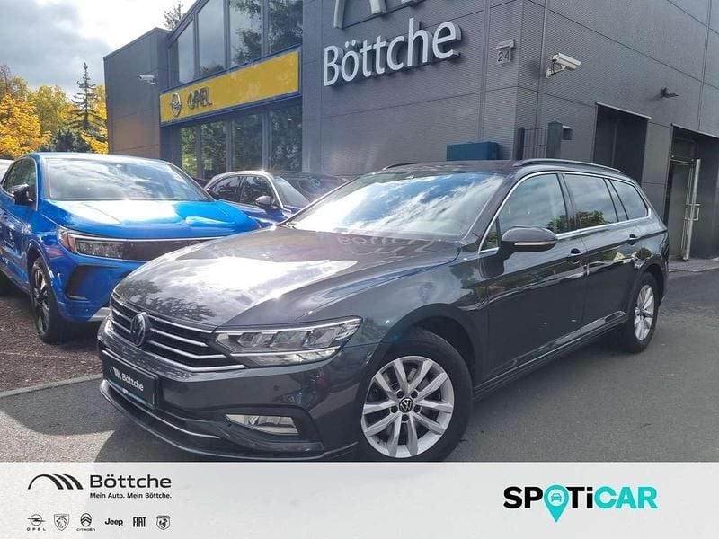 Mangangrau metallic Gebraucht 2023 VW Passat Business Kombi | 21.780 € (Guter Preis) - Bild 1/4
