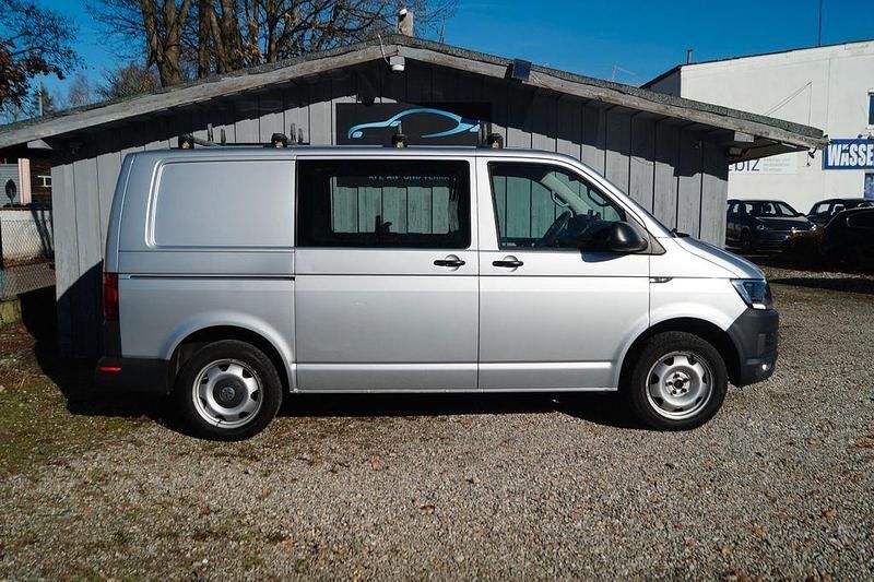 Gebraucht VW Transporter 204 PS (150 kW) 2018 Silber Van