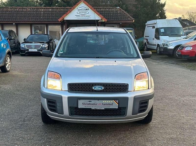 Gebraucht Ford Fusion Ambiente 68 PS (50 kW) 2008 Polarsilber metallic Kleinwagen