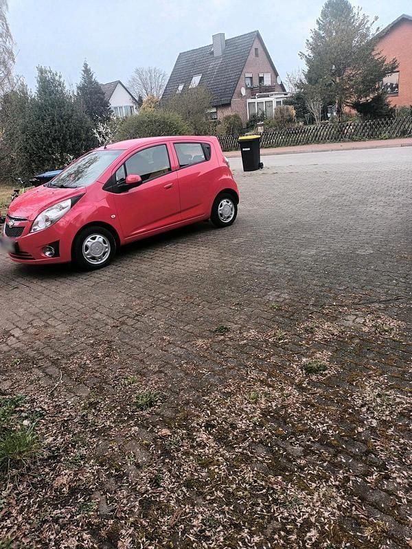Second-hand Chevrolet Spark 68 CP (50 kW) 2013 Roșu Hatchback