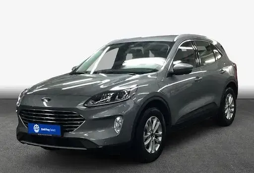 Używany Ford Kuga Titanium 224 KM (164 kW) 2022 Srebrny SUV