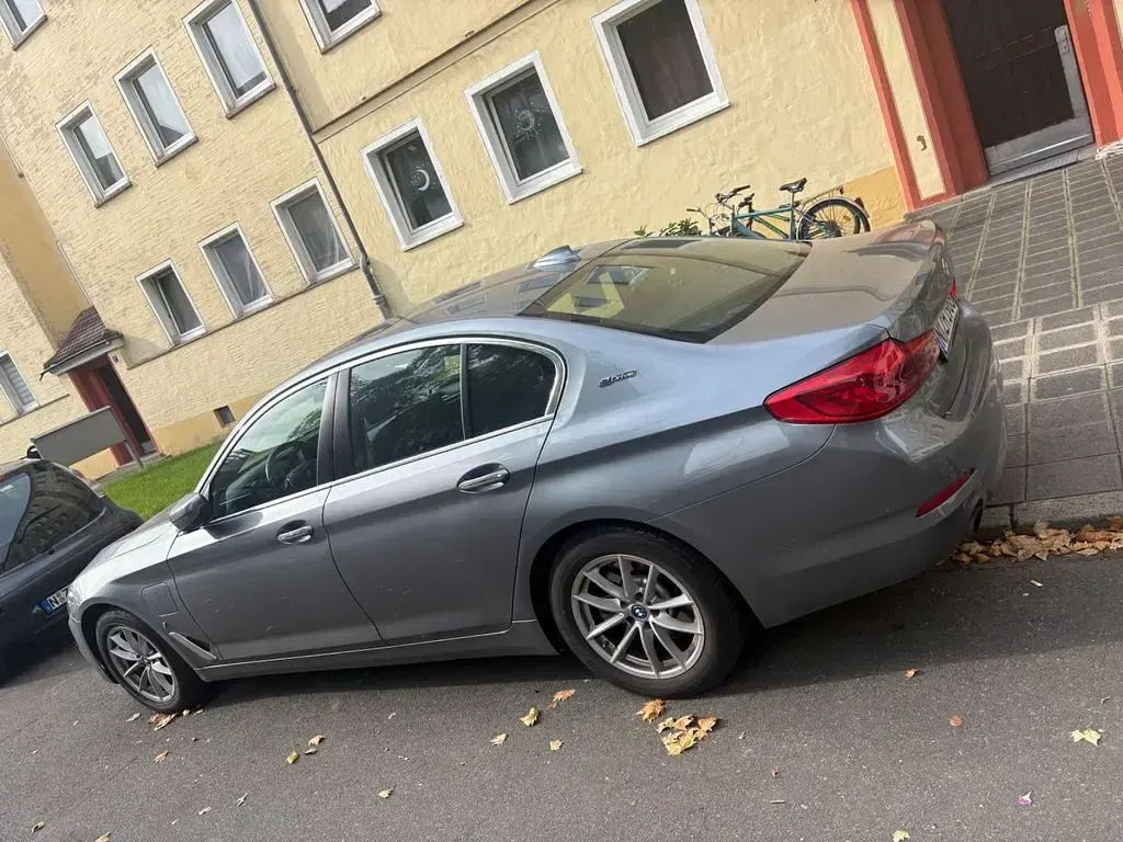 Używany BMW 530e iPerformance 252 KM (185 kW) 2017 Srebrny Sedan/Limuzyna