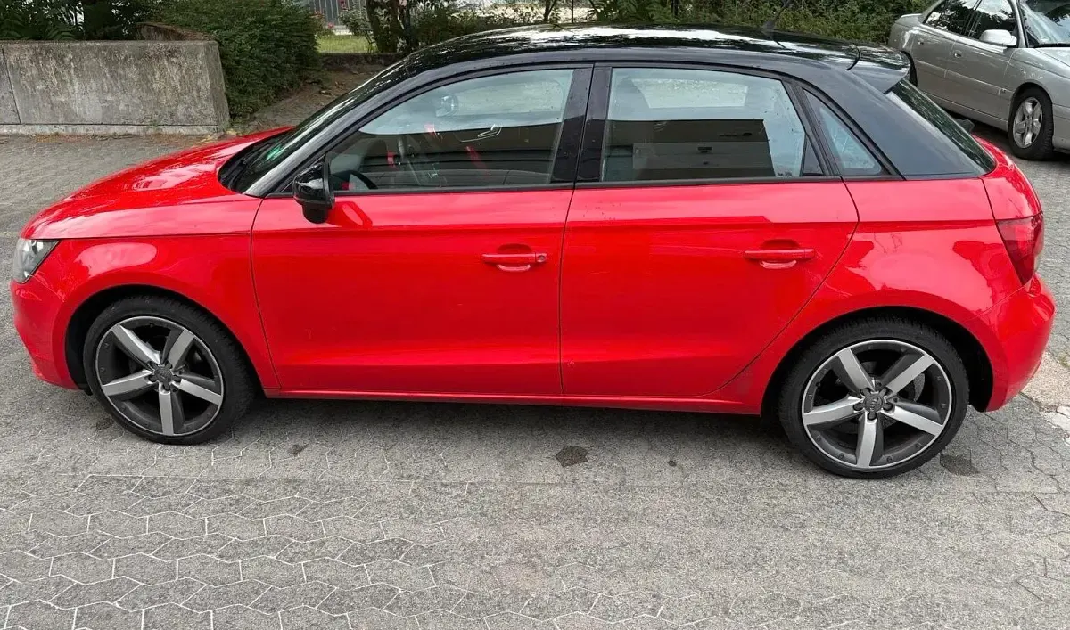 Gebraucht Audi A1 2013 Rot Kleinwagen