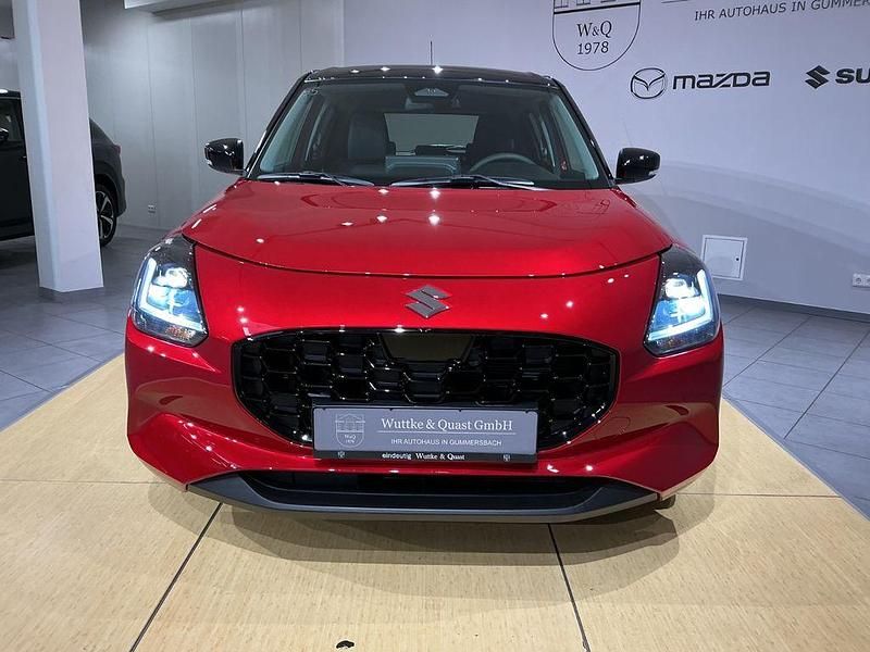 Rot Gebraucht 2025 Suzuki Swift Comfort Kleinwagen | 19.470 € (Etwas zu teuer) - Bild 1/4