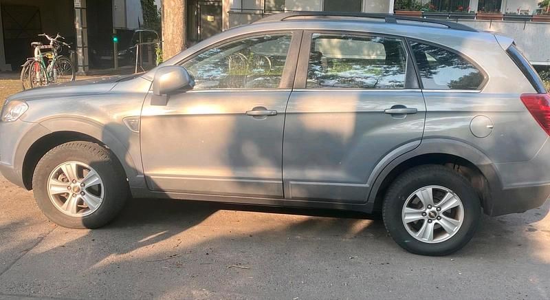 Gebraucht Chevrolet Captiva 2009 Grau SUV