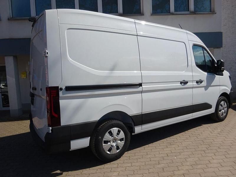 Neu Renault Master 131 PS (96 kW) 2025 Weiß Van / Kleinbus