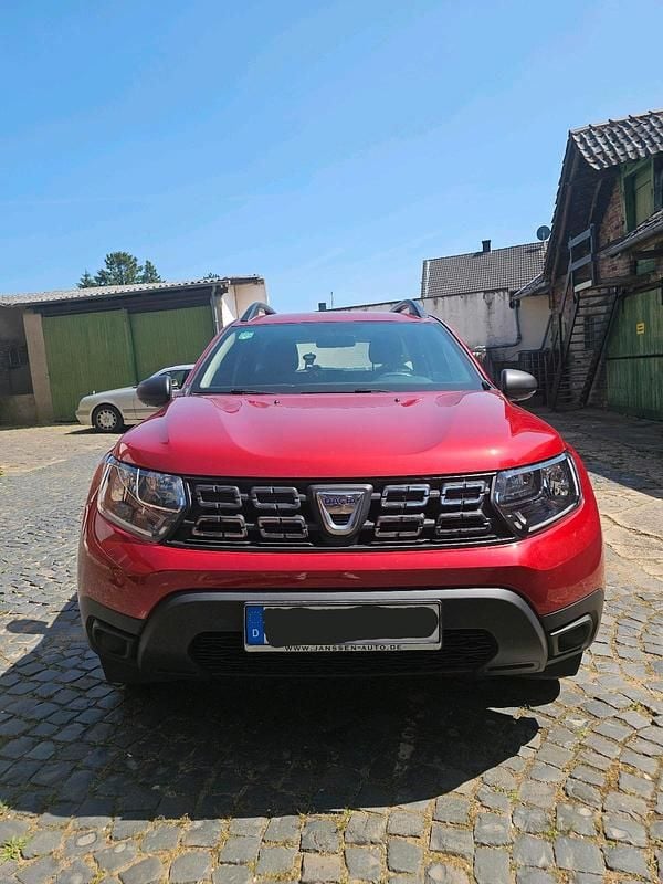 Rot Gebraucht 2020 Dacia Duster SUV | 9.500 € (Superpreis) - Bild 1/4